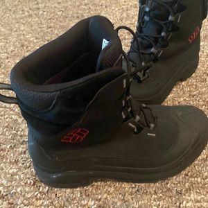 Snow boots, great condition, worn 5 days on a trip